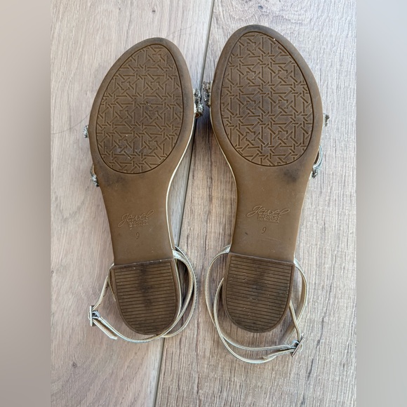 Jewel Badgley Mischka Women’s Roslyn Flat Evening Sandals - Picture 6 of 6